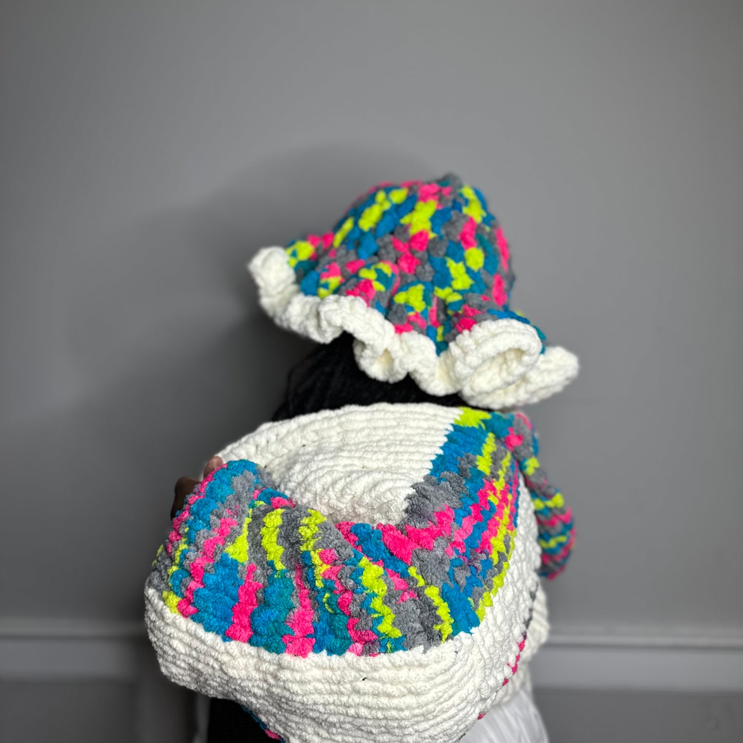 Hand Knit Sweater 01, Hat 01